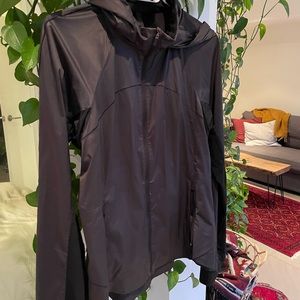 Lululemon Mistover Wind Breaker